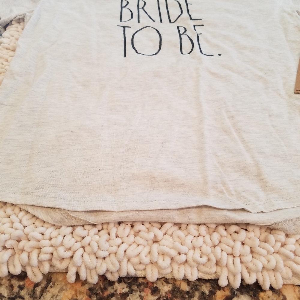New - t shirt " Bride to be" - Picture 4 of 4